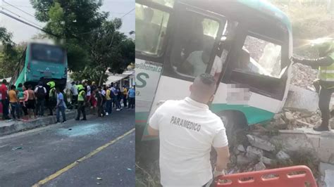 barmanga|¡Qué tragedia! bus embistió a dos personas que iban en.